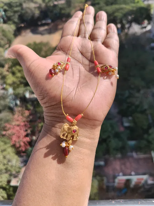 Invisible Chain - Lotus Pendant